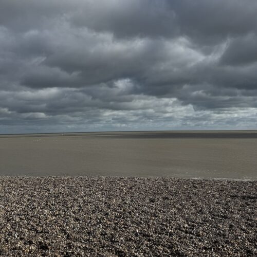Image of the beach at Aldeburgh